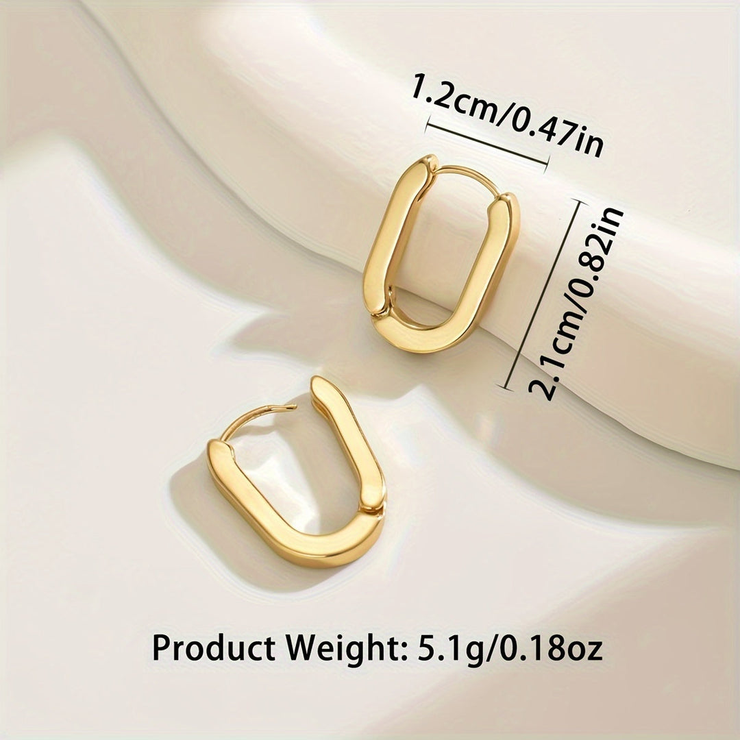 Boucles d'oreilles créoles élégantes de forme géométrique